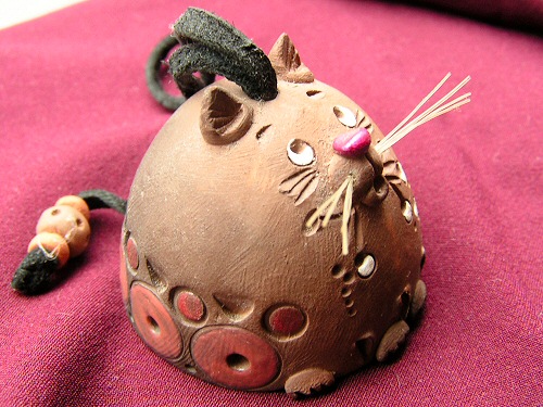 Кот номер раз. Подарен
самой дорогой моей московской подругой. Одной из немногих, кто не
"потерялся" за много лет нашей иммиграции. Крохотный
совсем.