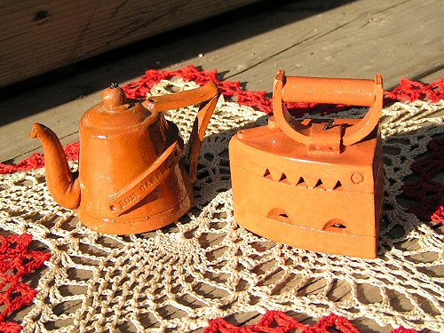 Колокольчики из музея
"Дом чайника" и музея утюга, г.
Переславль-Залесский.