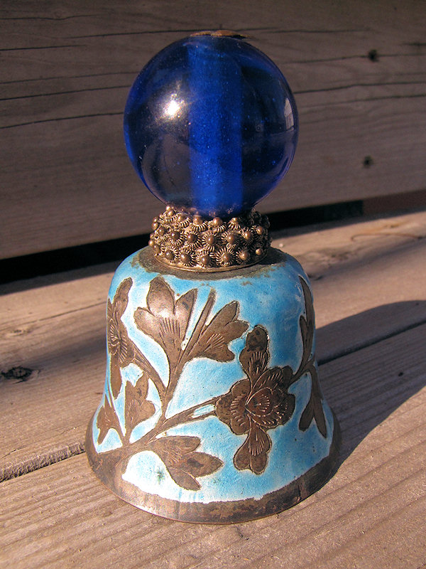 латунь с эмалью и стекло